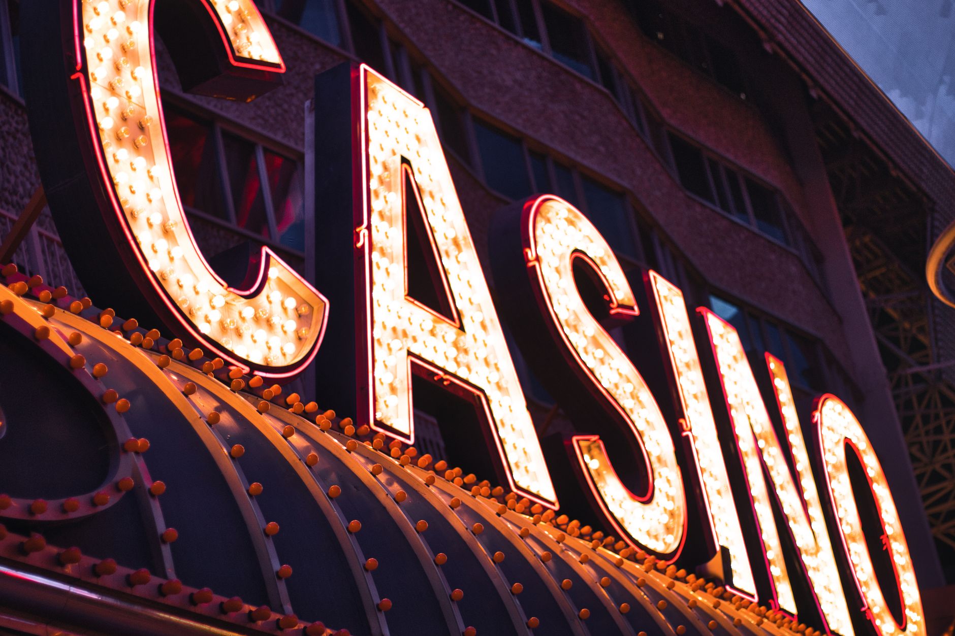 PokerStars微百万赛缩水至139场：线上系列赛规模缩减背后的策略解读