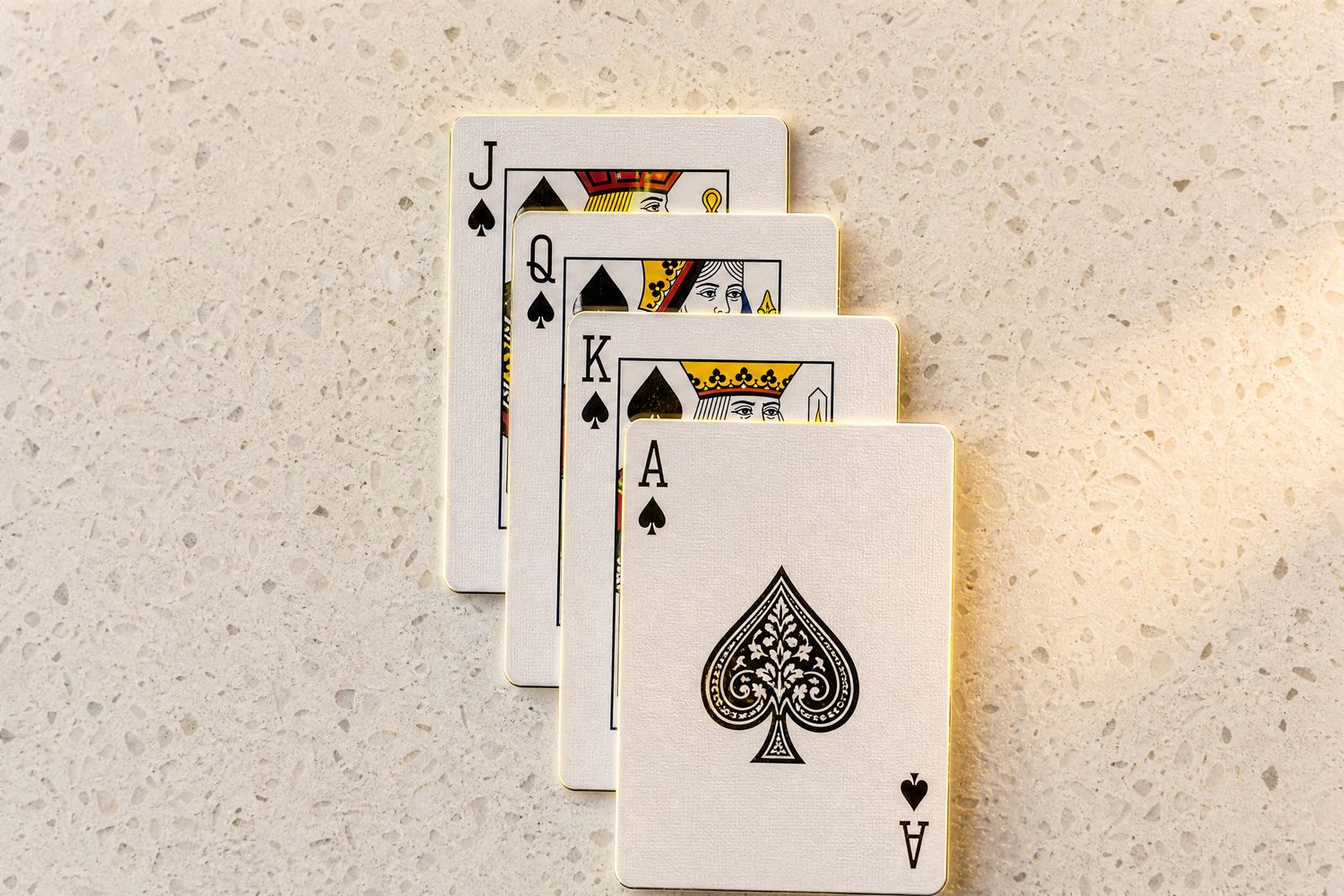 QQPOKER电脑版下载指南：德州扑克新手必看规则与技巧
